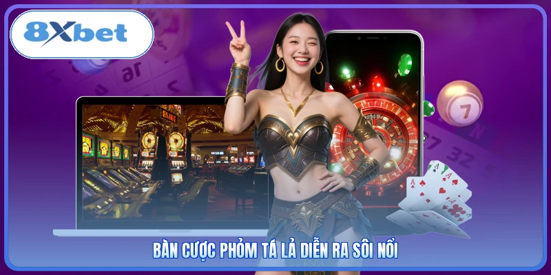 Bàn cược phỏm tá lả diễn ra sôi nổi